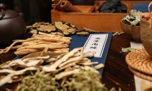 5岁拍胸片有没有伤害-5岁宝宝做胸透有啥危害网 | 5岁一次胸部ct对细胞有影响吗,5岁小孩做胸部ct会致癌吗